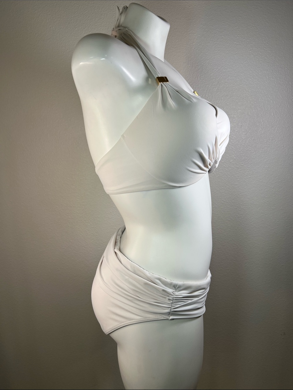 Victoria's Secret White Halter Bikini Set with Gold Bottom M Top 36D - Picture 2 of 10